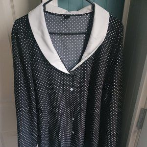 black and white polka dot v-neck blouse with white collar